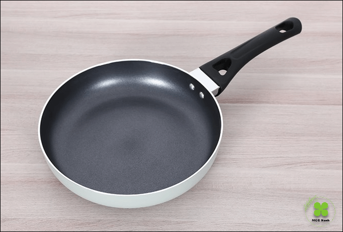 chao-chong-dinh-day-tu-elmich-smartcook-sm5706mn